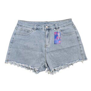 NWT | Emmiol Light Wash Frayed Denim Shorts | Raw Hem | Size 2XL